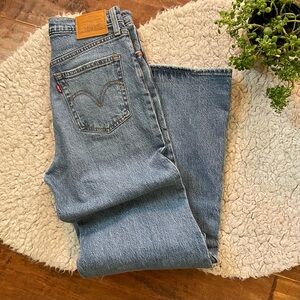 Levi’s Ribcage Bell Jeans